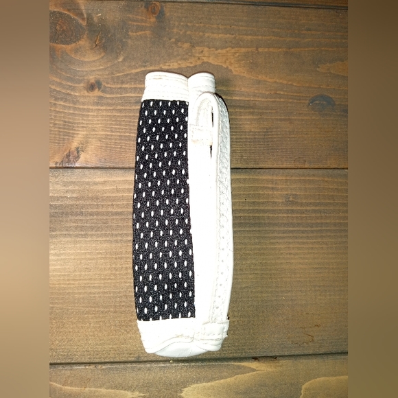 Bratz Dolls Sized Golf Bag Ball Accessories for display or Play - Picture 2 of 3